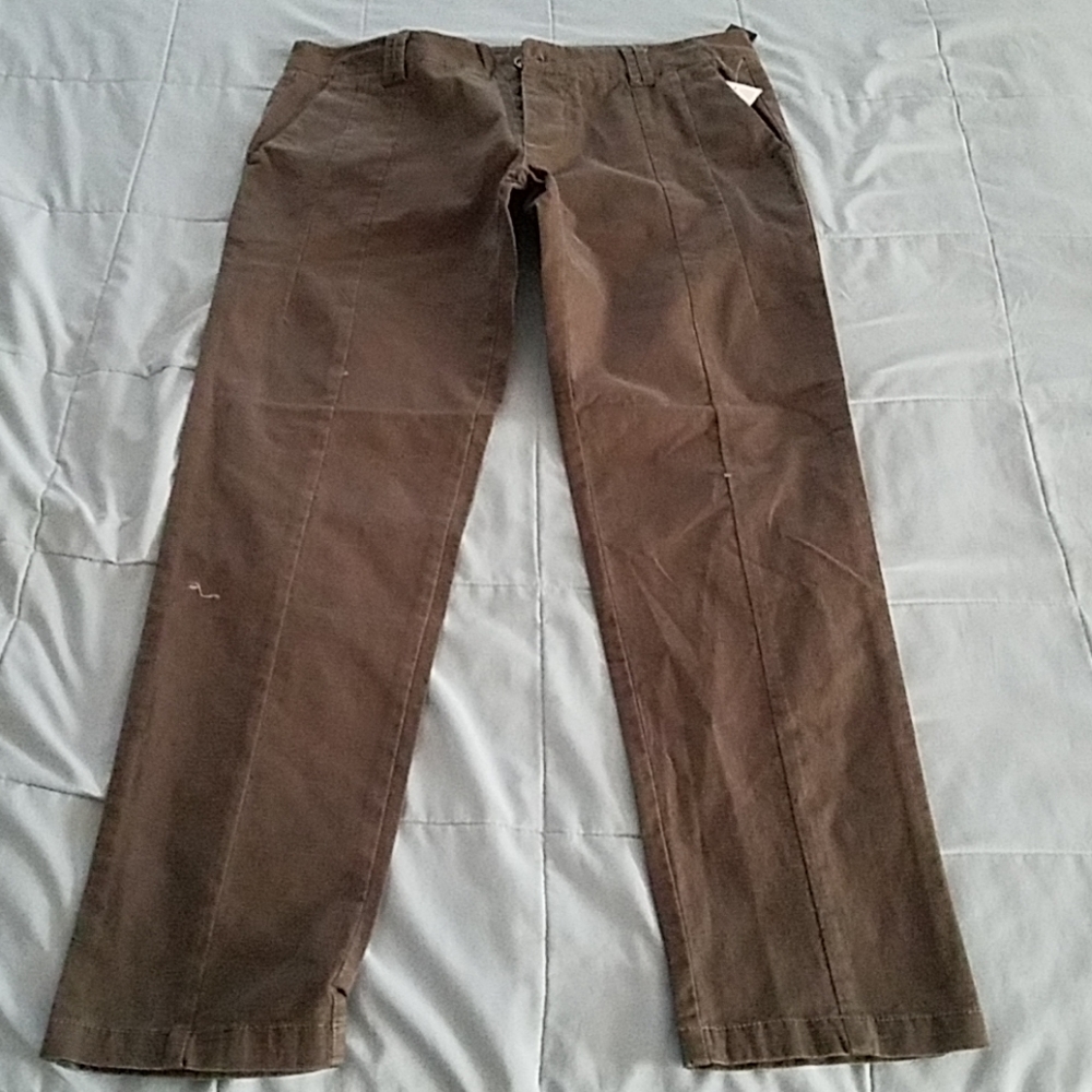 NWTS COMUNE PANTS. SIZE 27